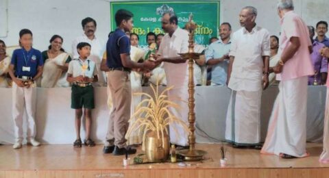 Nature-Club-felicitated-on-Chingam-onnu